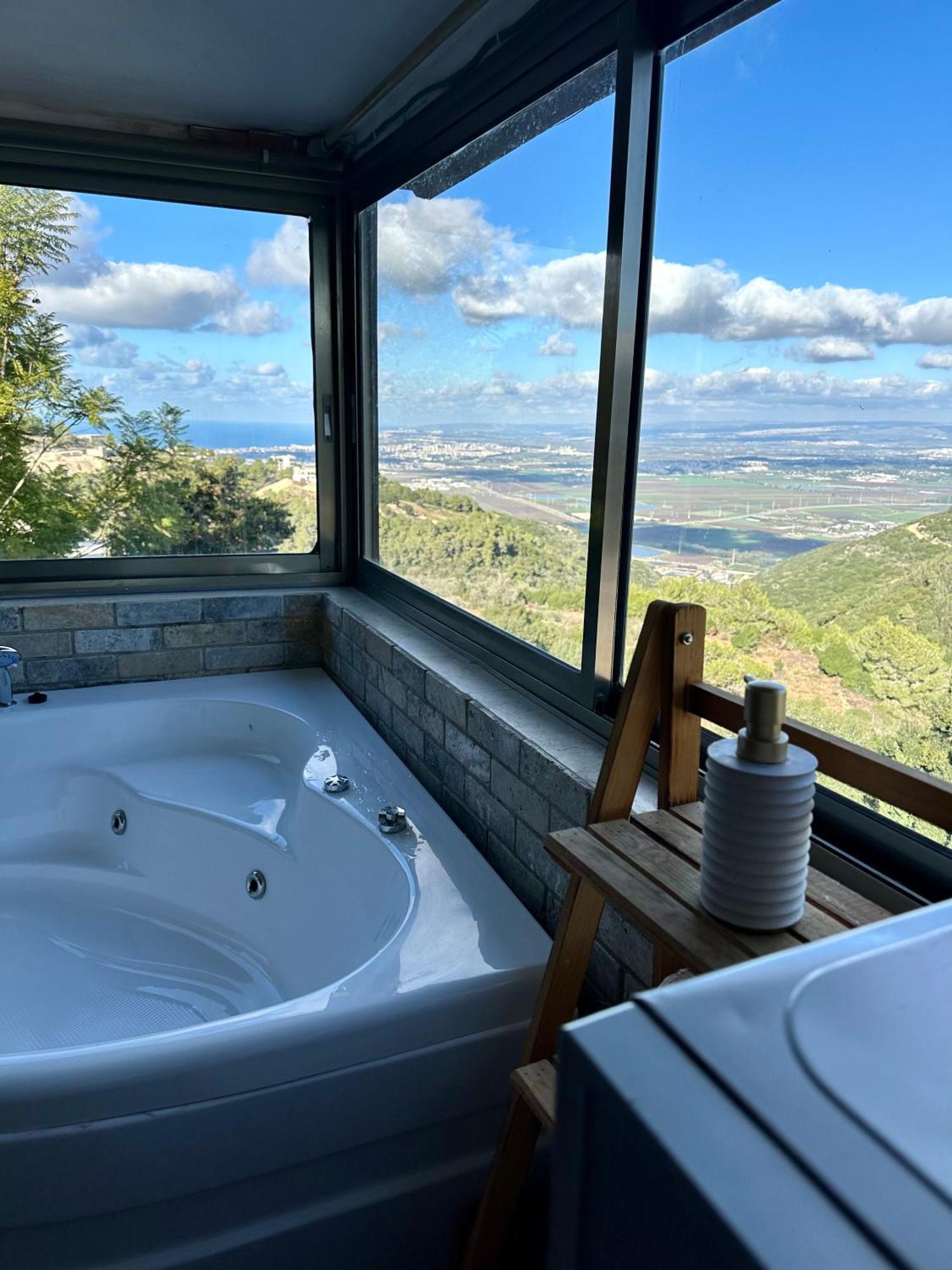 Panoramic View Hotel Isfiya Ngoại thất bức ảnh